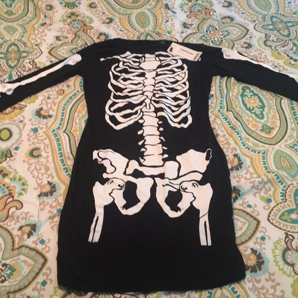 Boohoo Dresses & Skirts - Bodycon Skeleton dress☠️